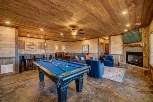 Falcons Lair By Escape To Blue Ridge