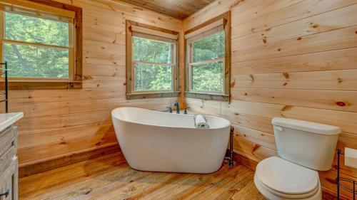 Sasquatch Chalet By Escape To Blue Ridge