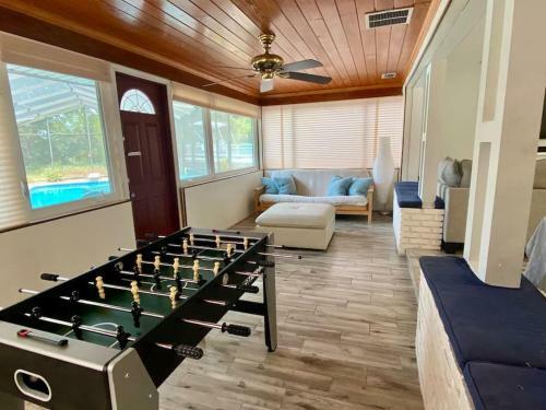 Serene Lakefront Duplex Pool, Hottub & Boating