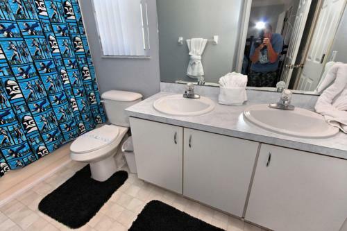 Villa Mickey S Family Funhouse 7bed 5bath
