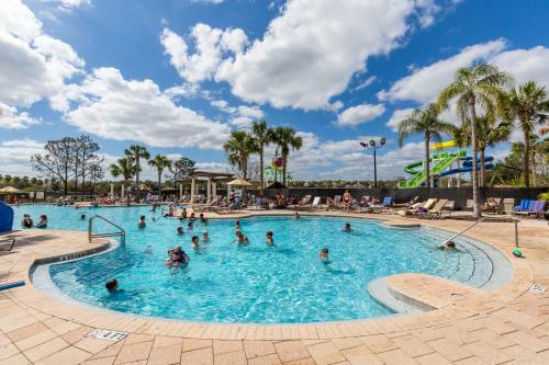 Villa Lilo's Paradise In Windsor Hills