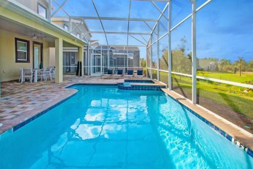 8833cruden Villa