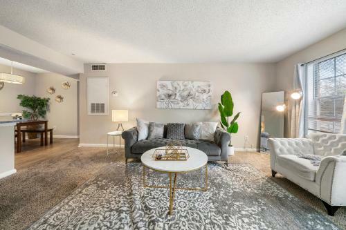 Apartamento Conveniently Located 2 Br W Self Check-in Buckhead