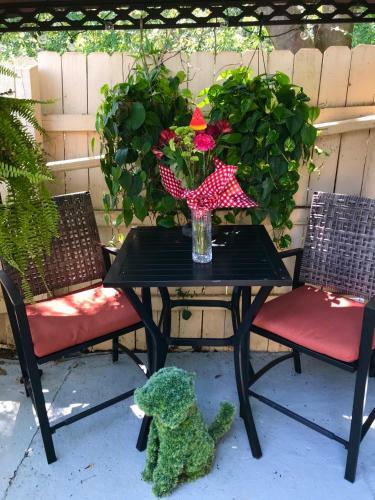 The Gatehouse - A Studio Apartment