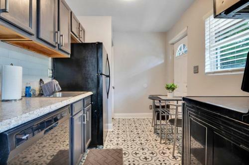 Cool And Comfy Apartment In Mechanicsville