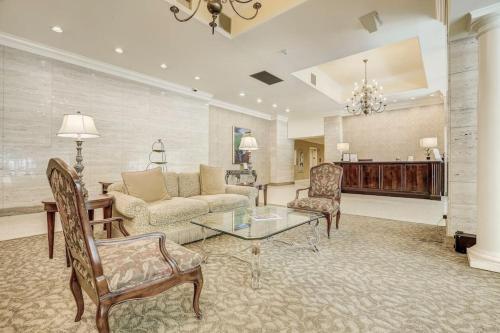 Highrise Atl Downtown Home With A View, Sleeps 4
