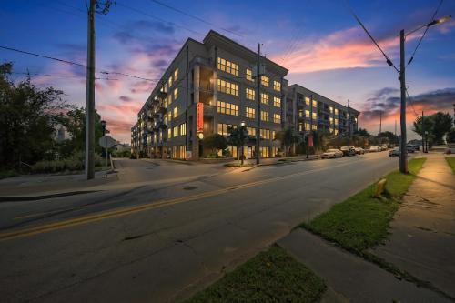 Apartamento Luxurious West Midtown Condo Condo