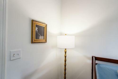 Unique Mid Century Modern 3b-2min From Atl Airport