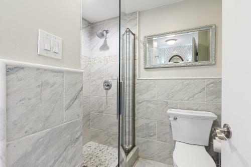 Apartamento 1406 Spacious Modern, Fast Wifi, 1 Free Parking