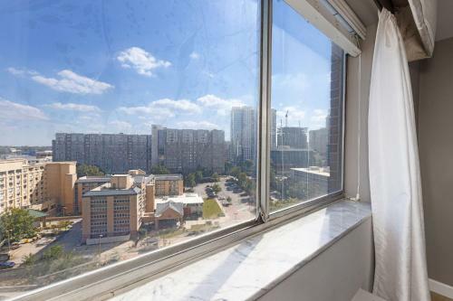 Apartamento 1406 Spacious Modern, Fast Wifi, 1 Free Parking