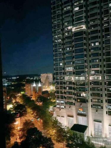 Brand New Comfy 2 Br Downtown Atlanta With Amazing View