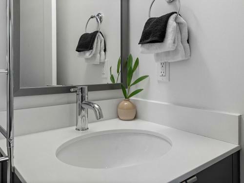 Apartamento Classic Studio With Queen Bed, City Walkable!