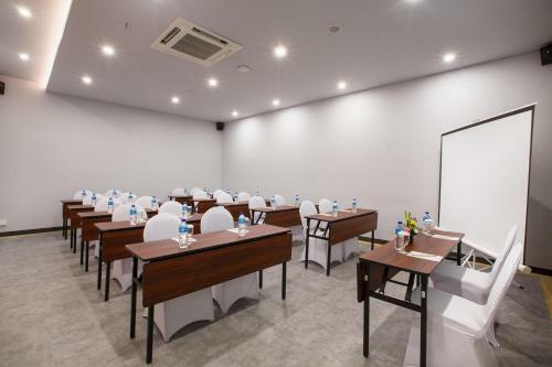 Hotel Maxone Rejuvination @gianyar