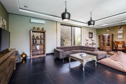 Villa Neo Buana