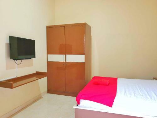 Hotel Homestay E-kost Candi Gebang Redpartner