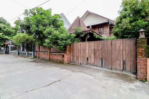 Hostal Griya Batik D'santoso