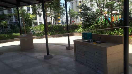Apartemen Springlake Summarecon Lobby Basella 1023
