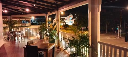 Newmarket Hotel