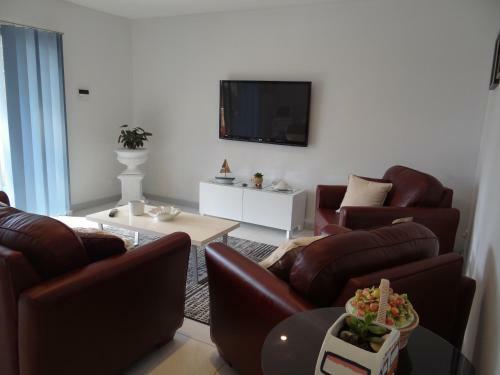 Apartamento Victor Holidays - Minimum Two Night Stays