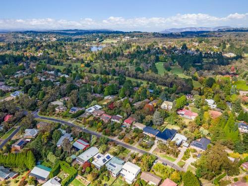Valley Views Escape / Wentworth Falls