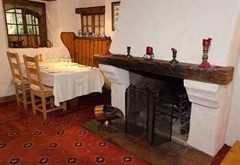 Hostal Harmony Hill Country House