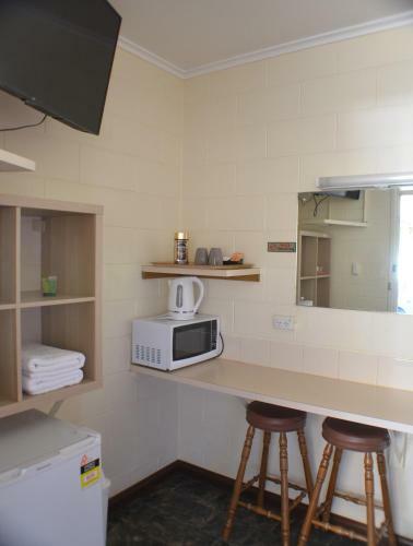 Glossop Motel