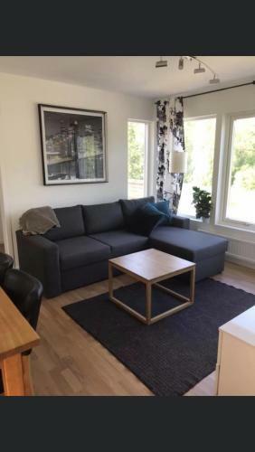 H�llestrand Village