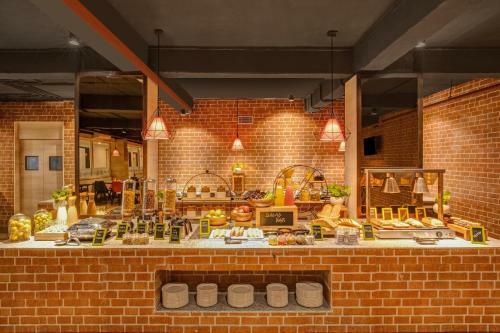 Red Fox Hotel, Neelkanth