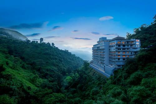 Red Fox Hotel, Neelkanth