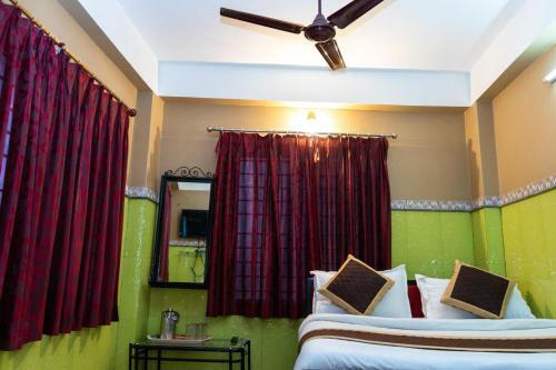 Hotel Tirupati Lodge