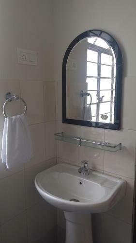 Hostal Cassiopeia Guest House