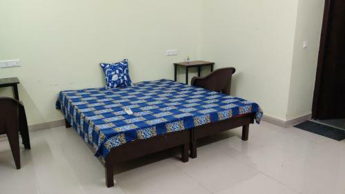 Alpha 82 Homestay Fully AC