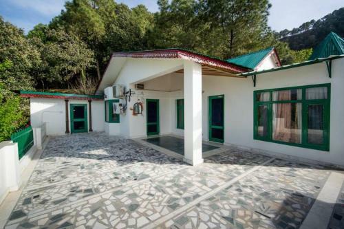 Starry Meadows, Luxurious 3bhk With Mountain View