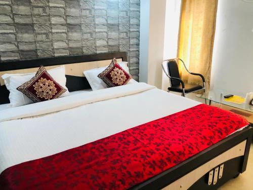 Hotel Serene Gem