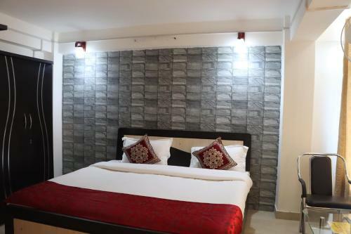 Hotel Serene Gem