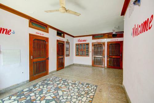 Hotel Oyo 81679 Dev Guest House