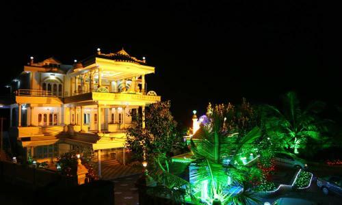 White Gold Palace
