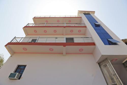 Hotel Oyo 37470 The Mohan Grand