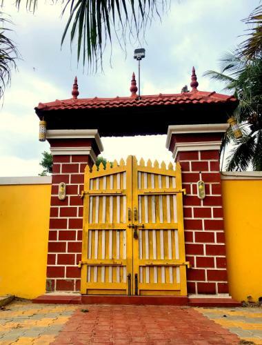 Hotel Royal House