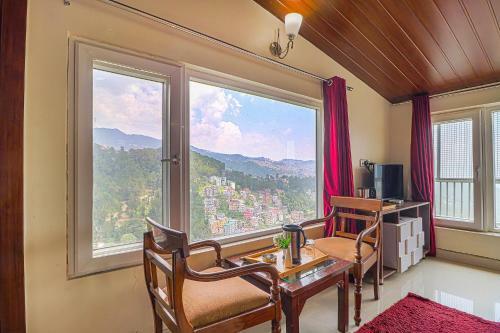 Fabhotel Alpine Hilldon