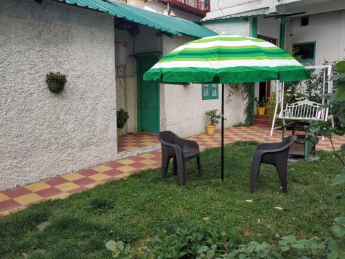 Bed & Breakfast Garden Cottages