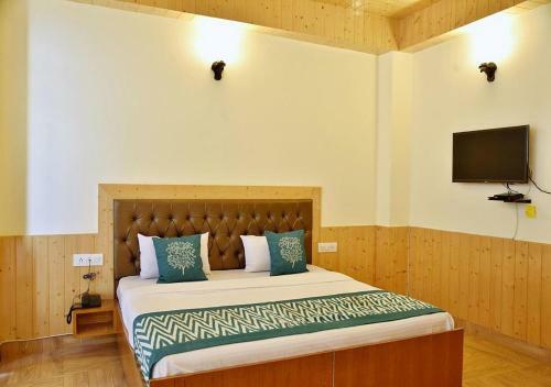 Hotel Ditto Room Kufri Ashray