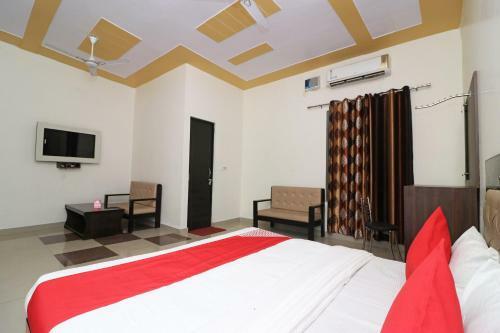Hotel Oyo 23490 River Resort