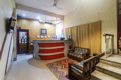 Oyo 27059 Hotel Grand City