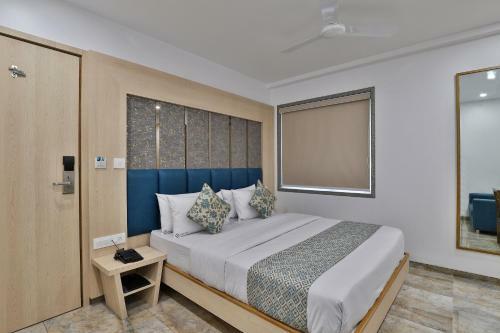 7 Orbit Hotel, Surat