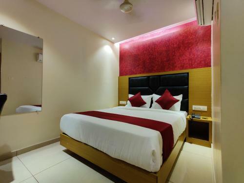 Hotel Hindustan Residency Thane