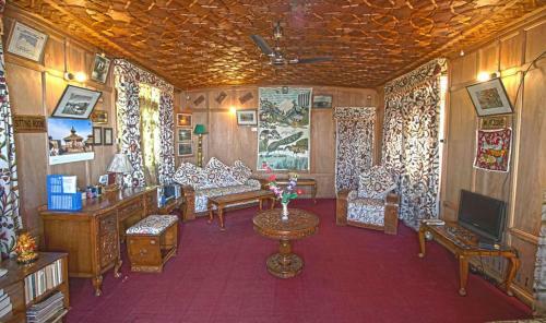 Hotel Houseboat Ngf