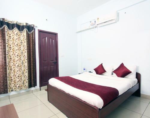 Lakshana Service Apartment - Big Temple Thanjavur