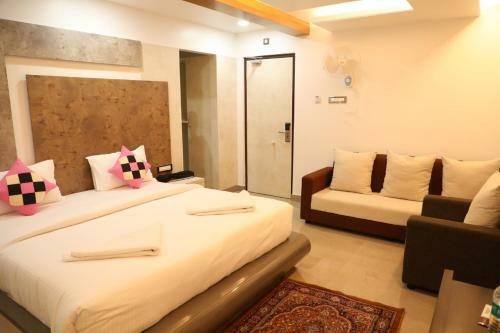 Hotel Cs Arunachala Residency