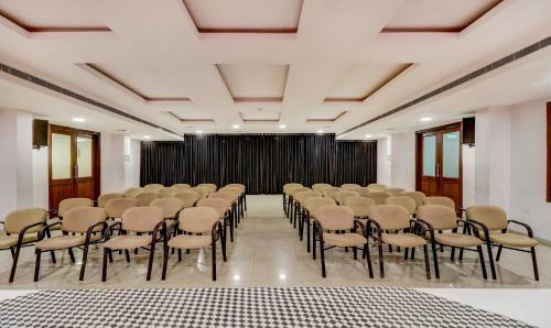 Treebo Trend Central Hotel